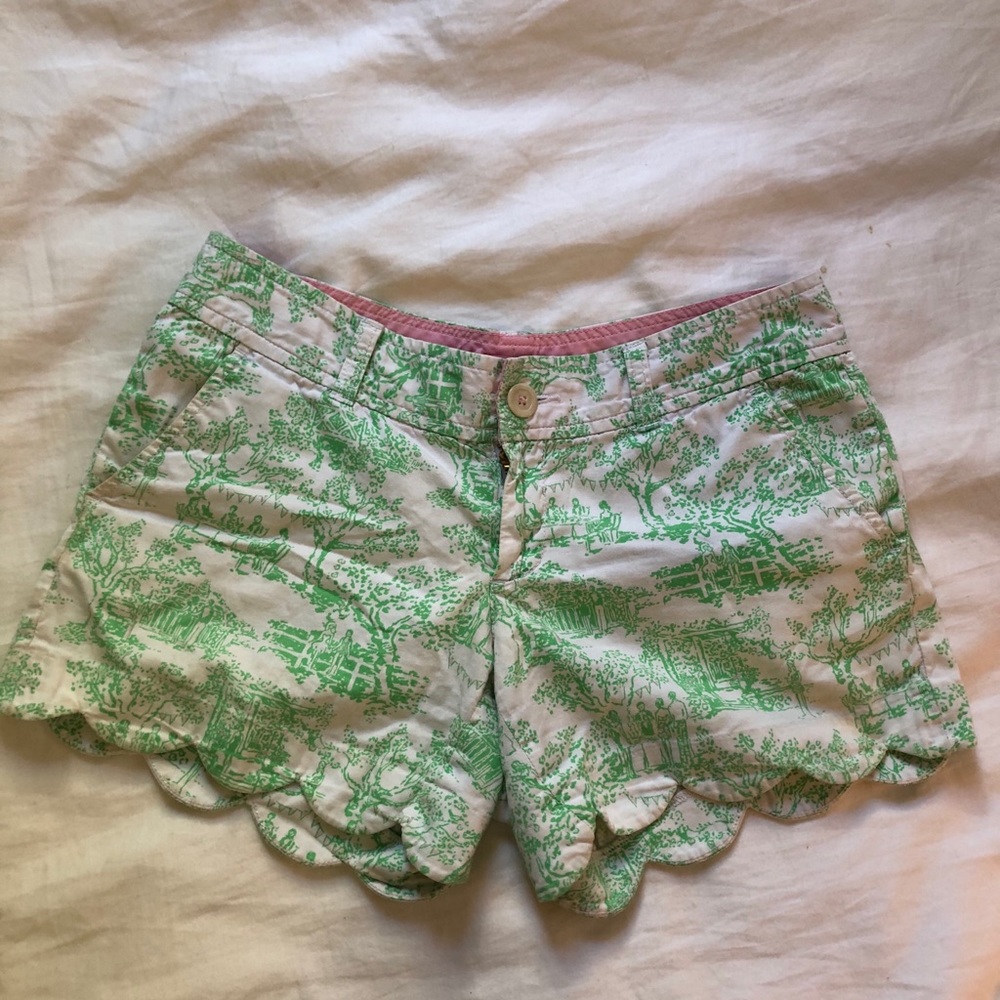 Green toile scalloped Lilly Pulitzer Shorts